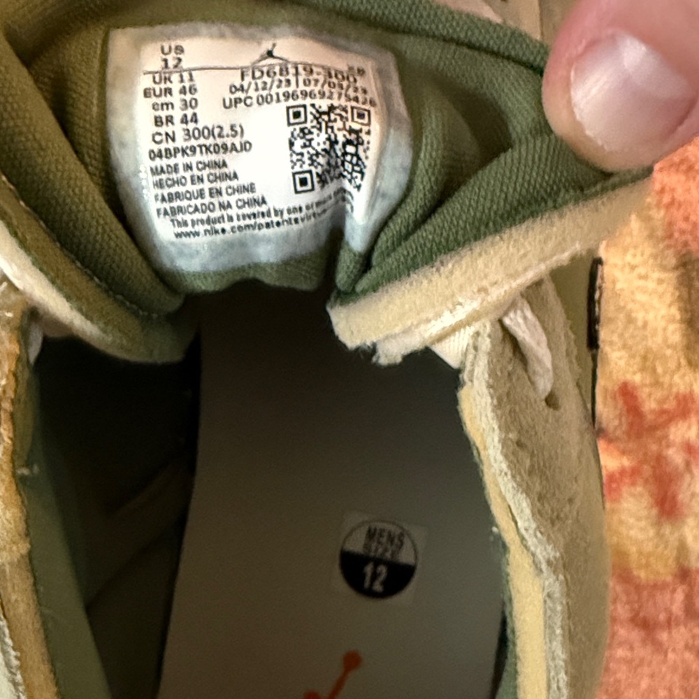 Nike Men's Olive and Tan Sneakers - Picture 7 of 8